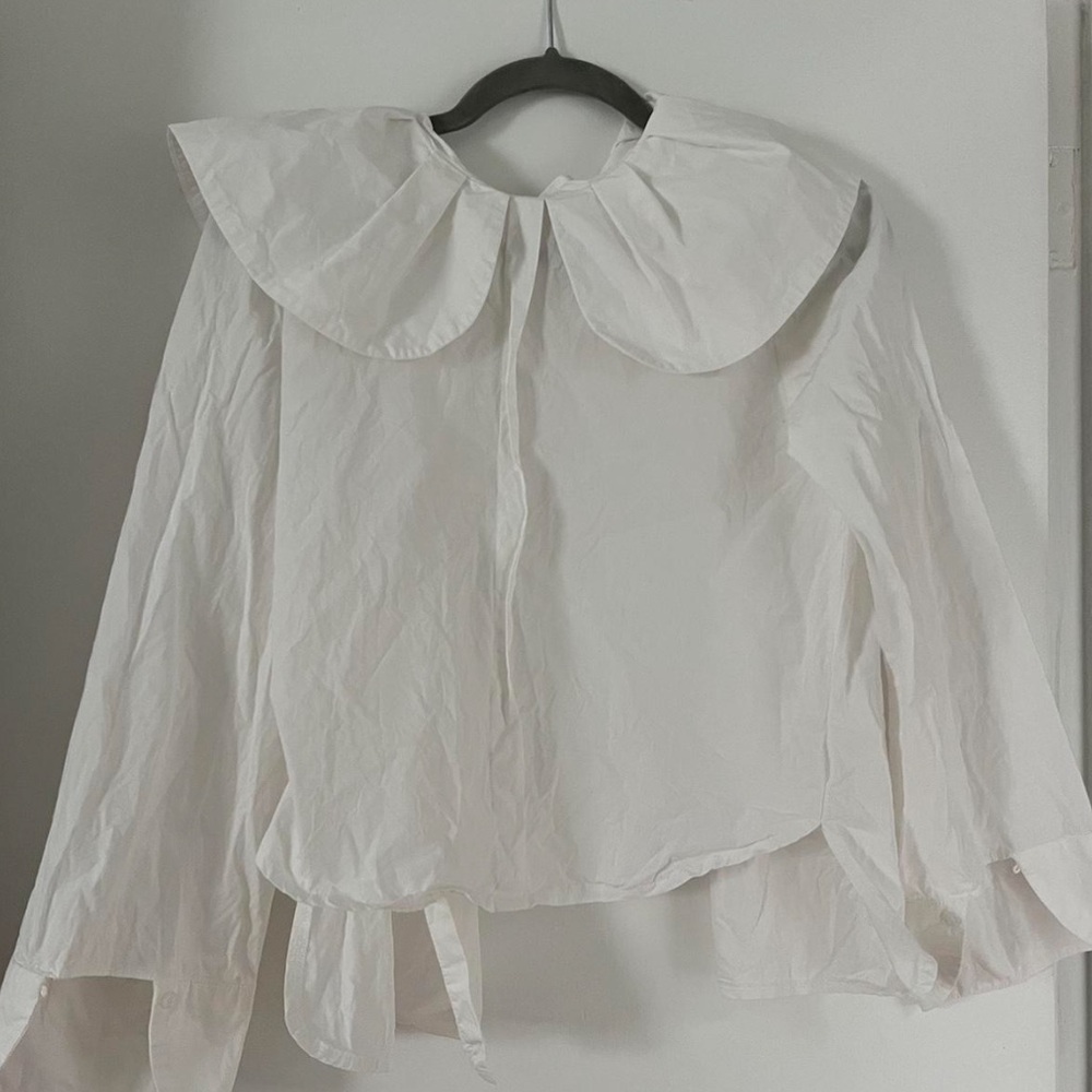 Peter Pan collar top